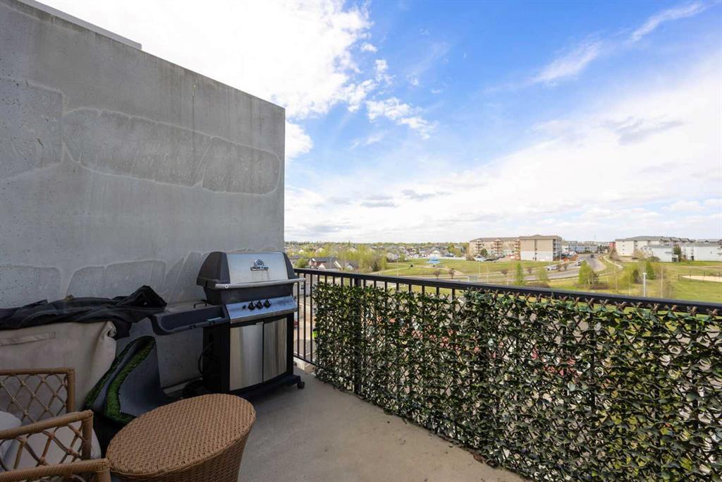 3607-135C Sandpiper Road, Fort Mcmurray, AB - Outdoor With Balcony