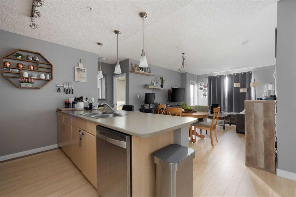 3607-135C Sandpiper Road, Fort Mcmurray, AB - Indoor Photo Showing Kitchen With Double Sink