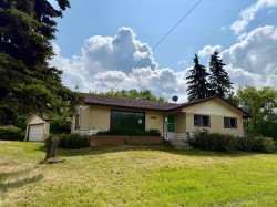 9917 103 Avenue Plamondon, AB T0A 0M0