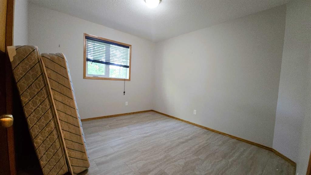 209-13441 Twp Rd 665A, Lac La Biche, AB - Indoor Photo Showing Other Room