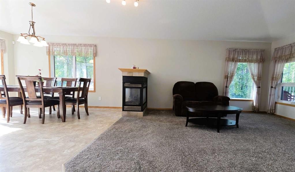 209-13441 Twp Rd 665A, Lac La Biche, AB - Indoor Photo Showing Dining Room