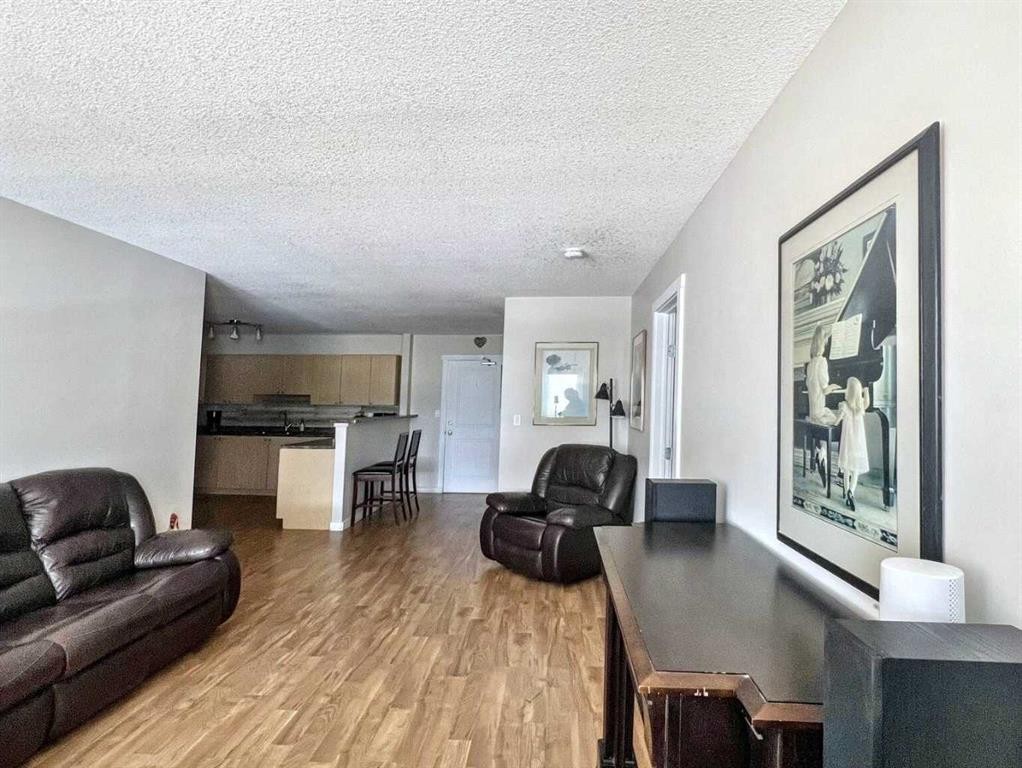 316-236 Stony Mountain Road, Anzac, AB - Indoor Photo Showing Living Room