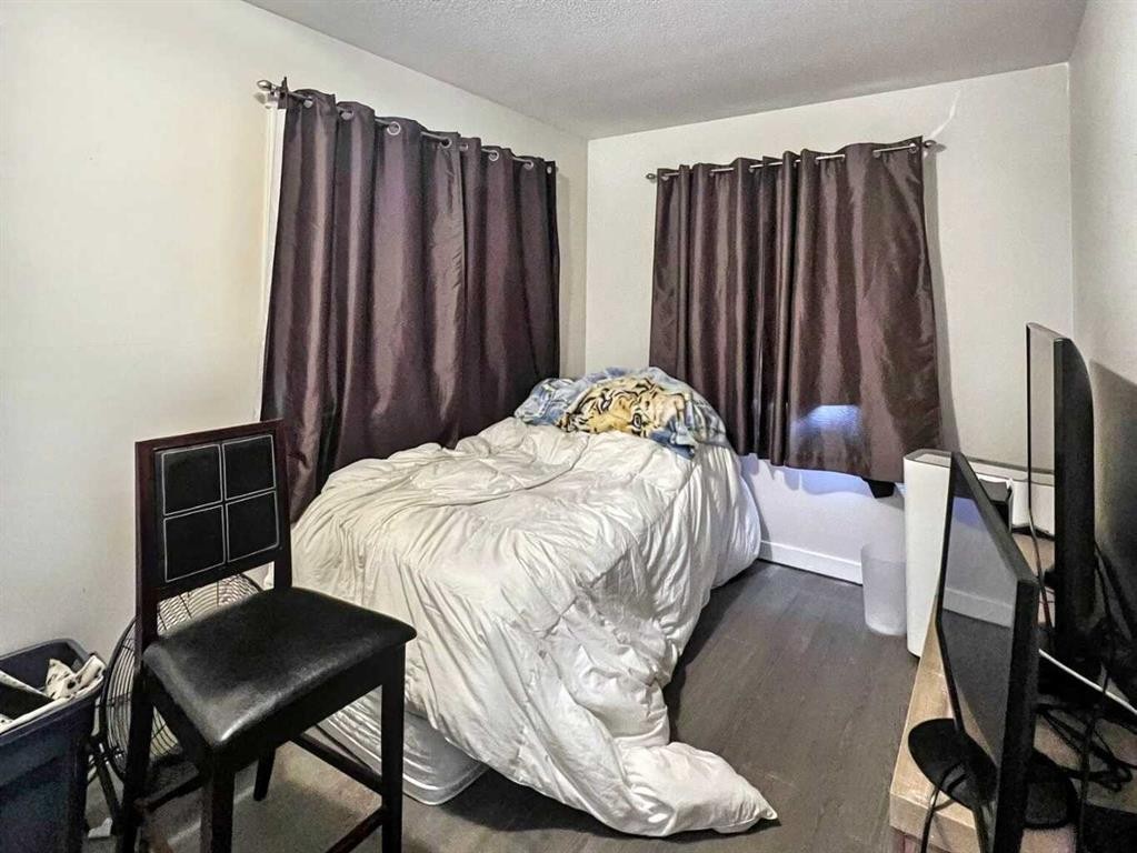 316-236 Stony Mountain Road, Anzac, AB - Indoor Photo Showing Bedroom