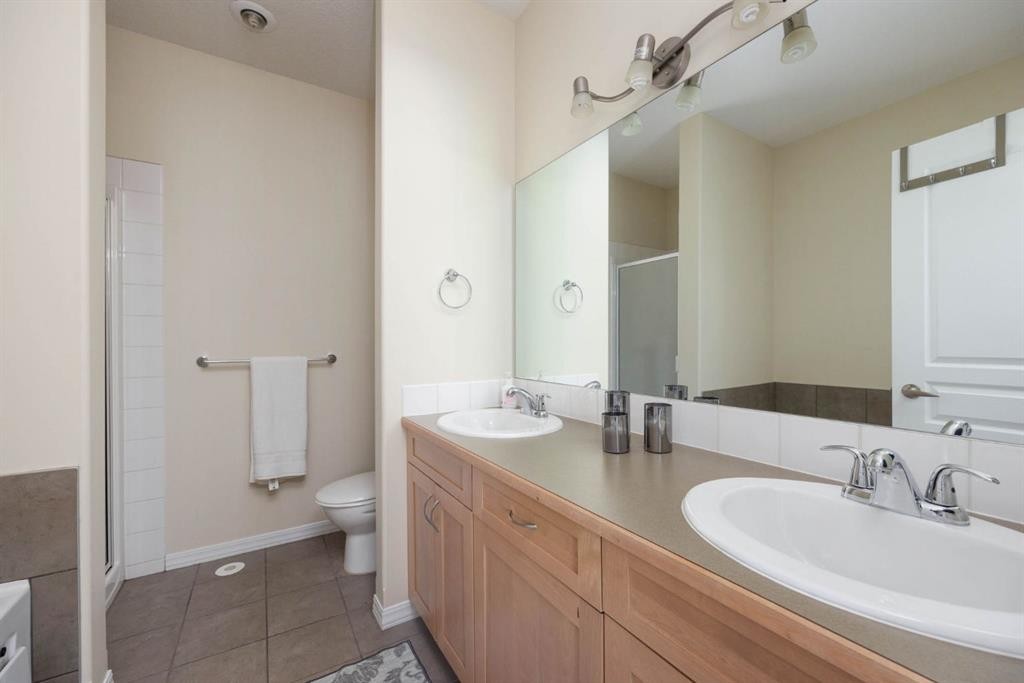 5-105 Fontaine Crescent, Fort Mcmurray, AB - Indoor Photo Showing Bathroom