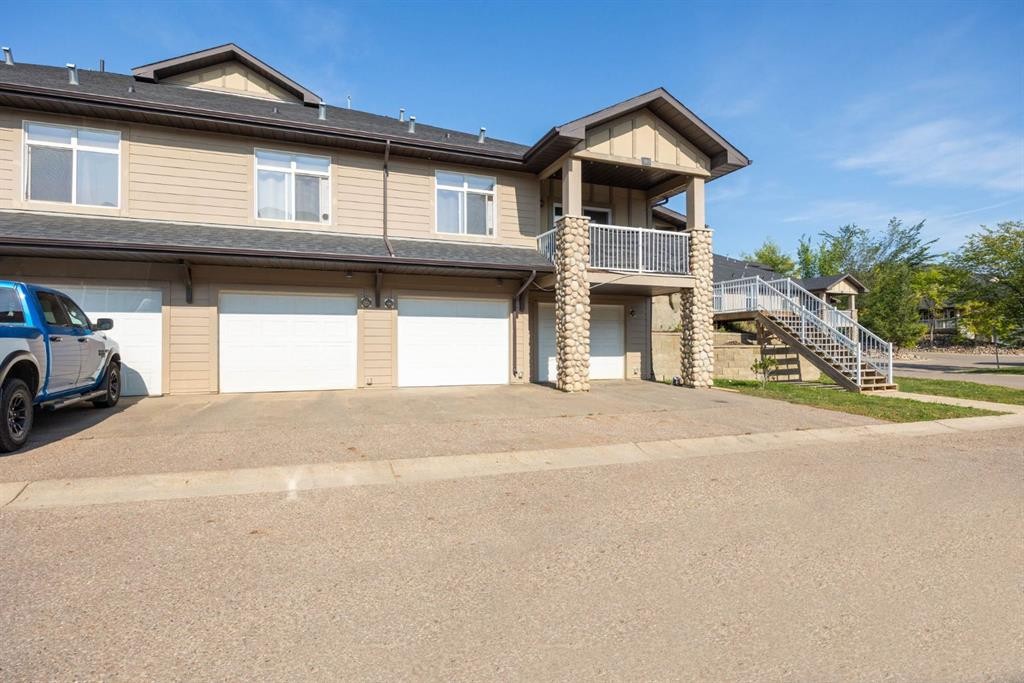 5-105 Fontaine Crescent, Fort Mcmurray, AB - Outdoor With Facade