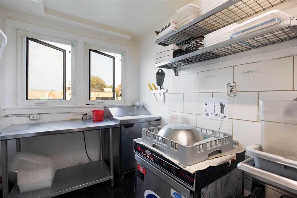 10015 Main Street, Fort Mcmurray, AB