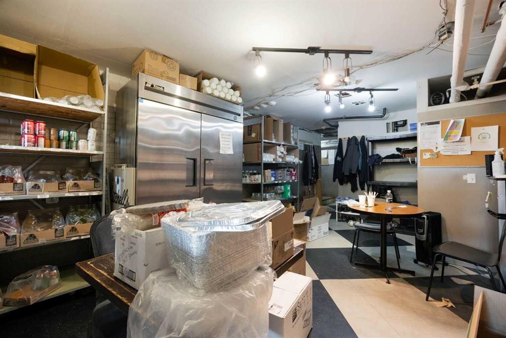 10015 Main Street, Fort Mcmurray, AB