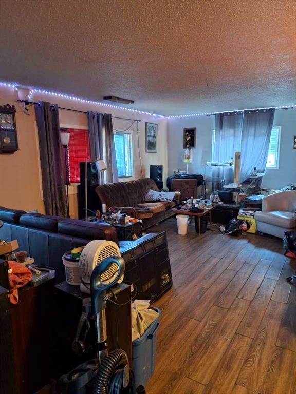 #369-13441 Twp Rd 665A, Lac La Biche, AB - Indoor Photo Showing Living Room