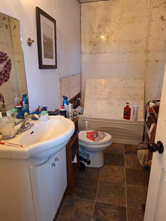 #369-13441 Twp Rd 665A, Lac La Biche, AB - Indoor Photo Showing Bathroom