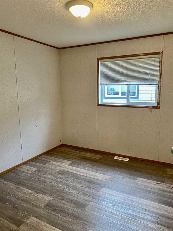 196 Harpe Way, Fort Mcmurray, AB - Indoor Photo Showing Other Room