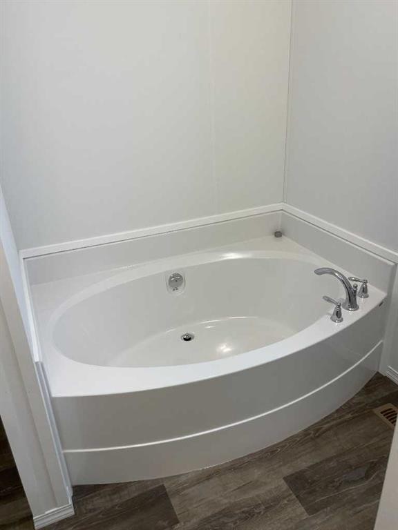 140 Caouette Crescent, Fort Mcmurray, AB - Indoor Photo Showing Bathroom