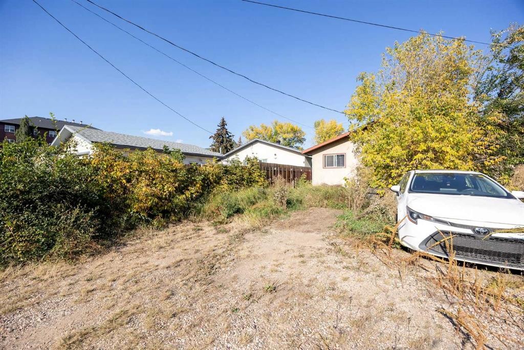 9907B Gordon Avenue, Fort Mcmurray, AB - Outdoor