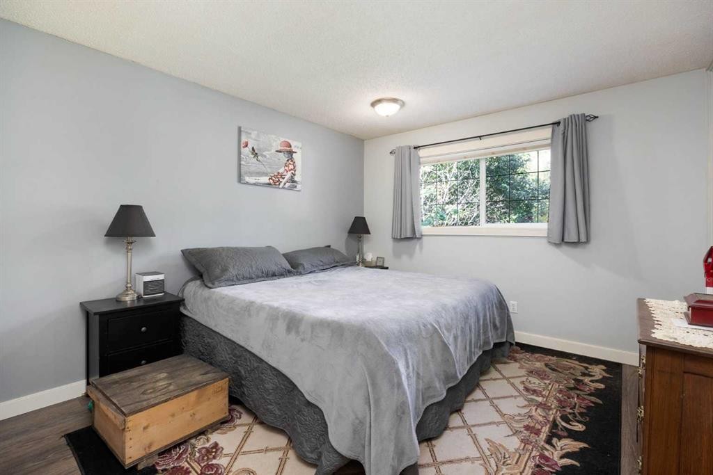 54 Birch Road, Fort Mcmurray, AB - Indoor Photo Showing Bedroom