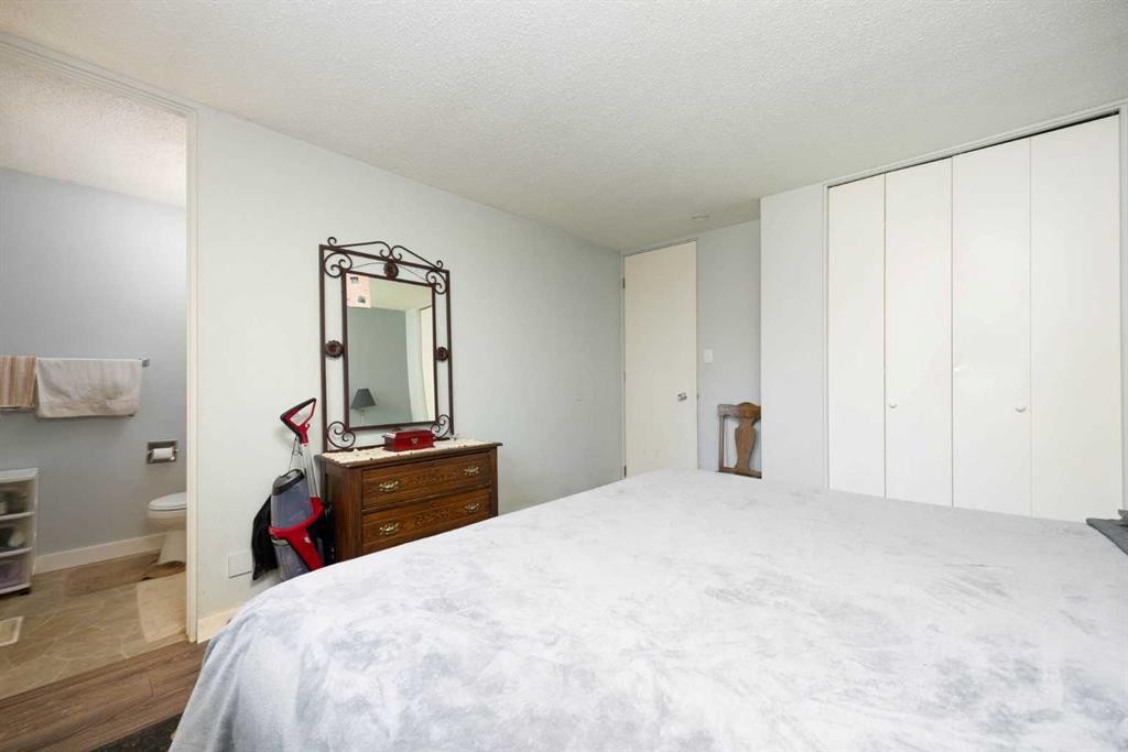 54 Birch Road, Fort Mcmurray, AB - Indoor Photo Showing Bedroom