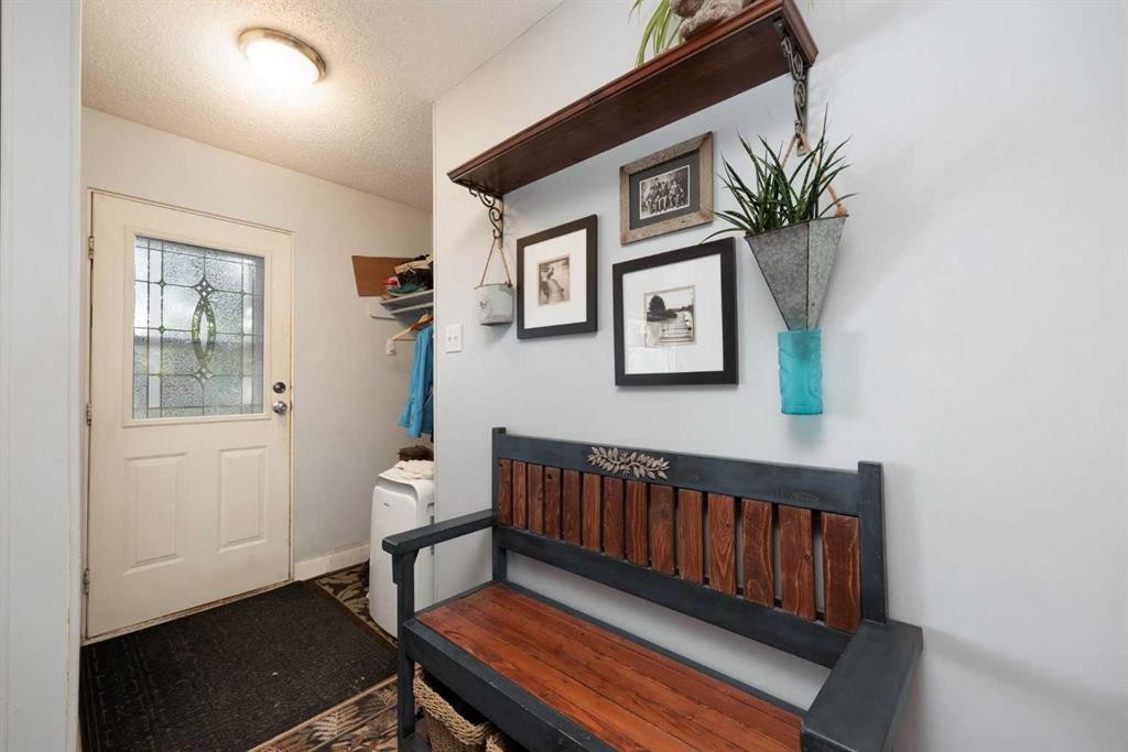 54 Birch Road, Fort Mcmurray, AB - Indoor Photo Showing Other Room