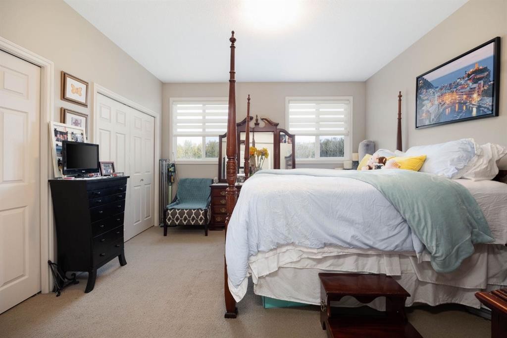 12-136 Fontaine Crescent, Fort Mcmurray, AB - Indoor Photo Showing Bedroom