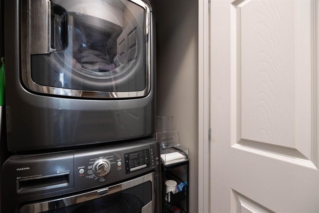 12-136 Fontaine Crescent, Fort Mcmurray, AB - Indoor Photo Showing Laundry Room