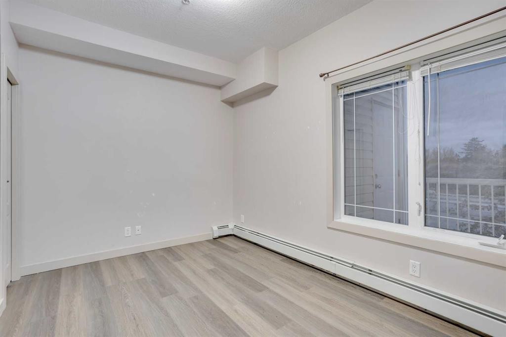 203-921A Thickwood Boulevard, Fort Mcmurray, AB - Indoor Photo Showing Other Room