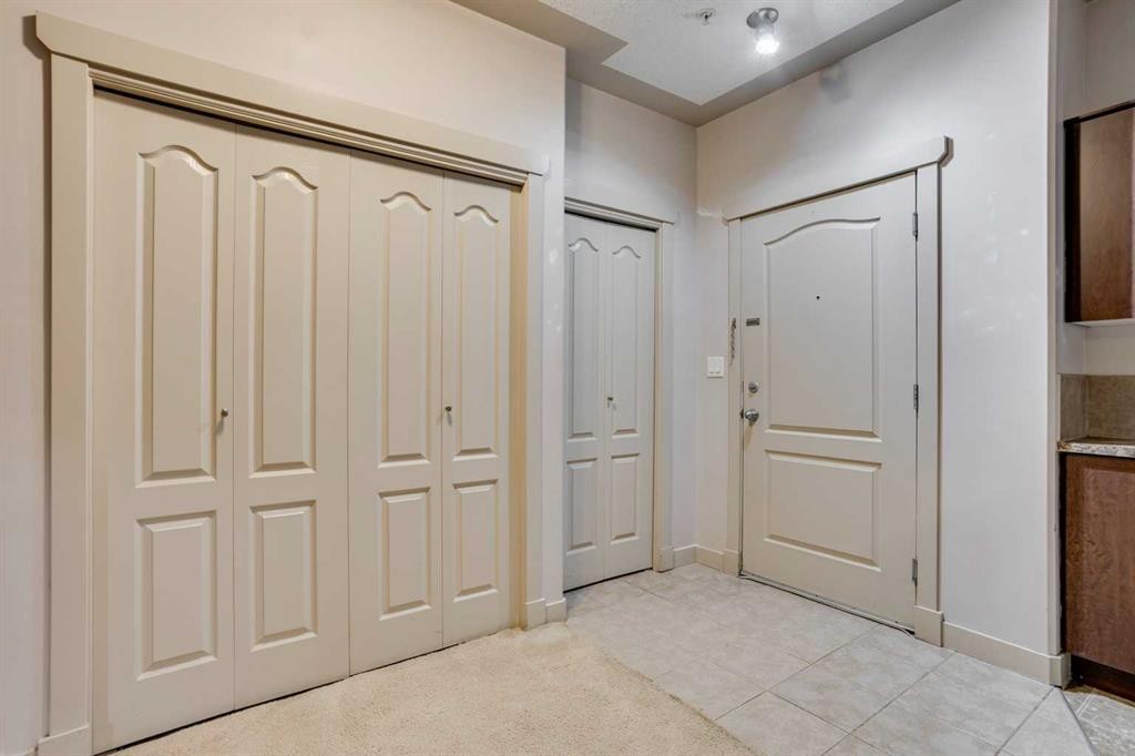 203-921A Thickwood Boulevard, Fort Mcmurray, AB - Indoor Photo Showing Other Room