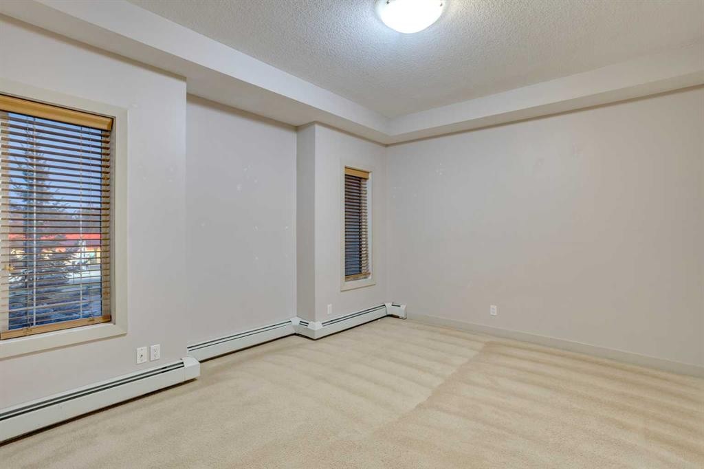 203-921A Thickwood Boulevard, Fort Mcmurray, AB - Indoor Photo Showing Other Room