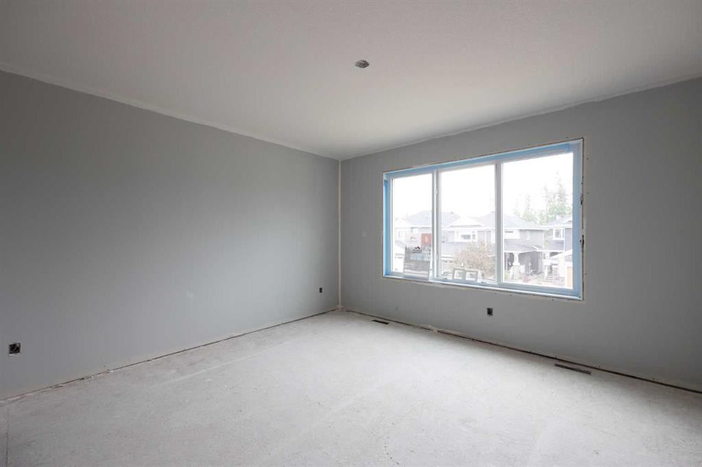 185 Dafoe Way, Fort Mcmurray, AB - Indoor Photo Showing Other Room