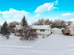 111 Christina Court Fort Mcmurray, AB T9K 1H3