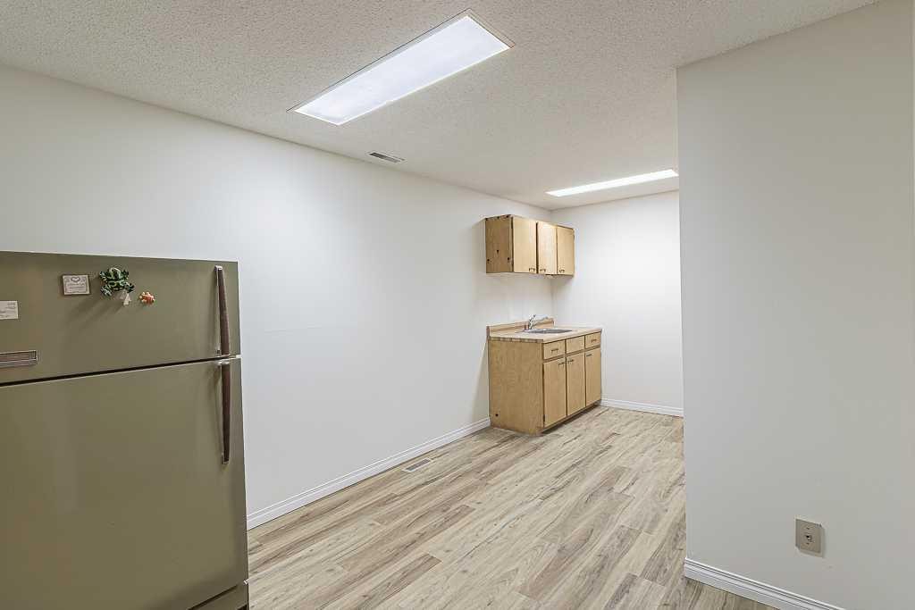 111 Christina Court, Fort Mcmurray, AB - Indoor Photo Showing Other Room