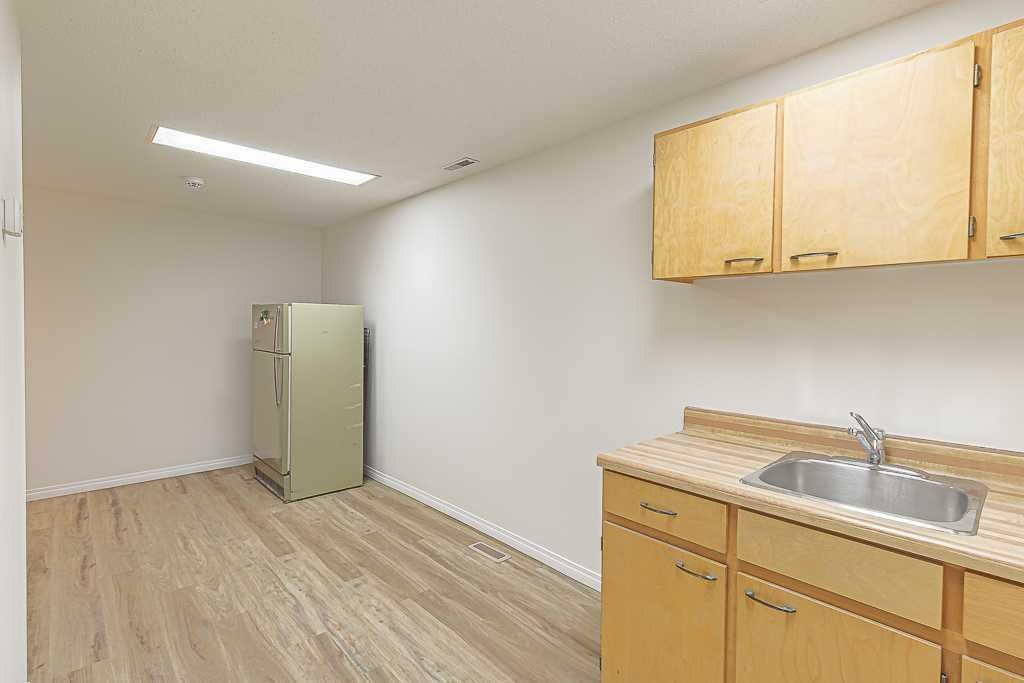 111 Christina Court, Fort Mcmurray, AB - Indoor Photo Showing Bathroom