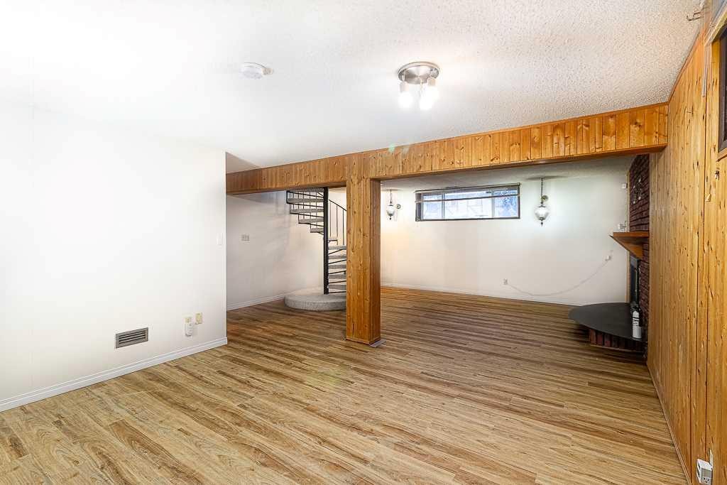 111 Christina Court, Fort Mcmurray, AB - Indoor Photo Showing Other Room