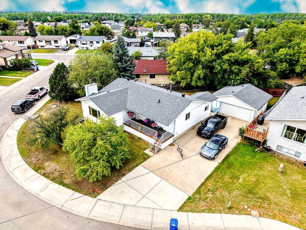 111 Christina Court, Fort Mcmurray, AB - Indoor Photo Showing Other Room
