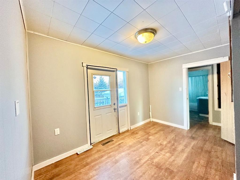 9111 100 St, Lac La Biche, AB - Indoor Photo Showing Other Room