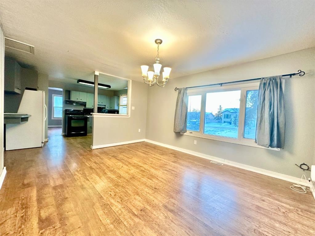 9111 100 St, Lac La Biche, AB - Indoor