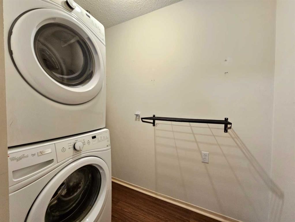 320-100 Richard Street, Fort Mcmurray, AB - Indoor Photo Showing Laundry Room