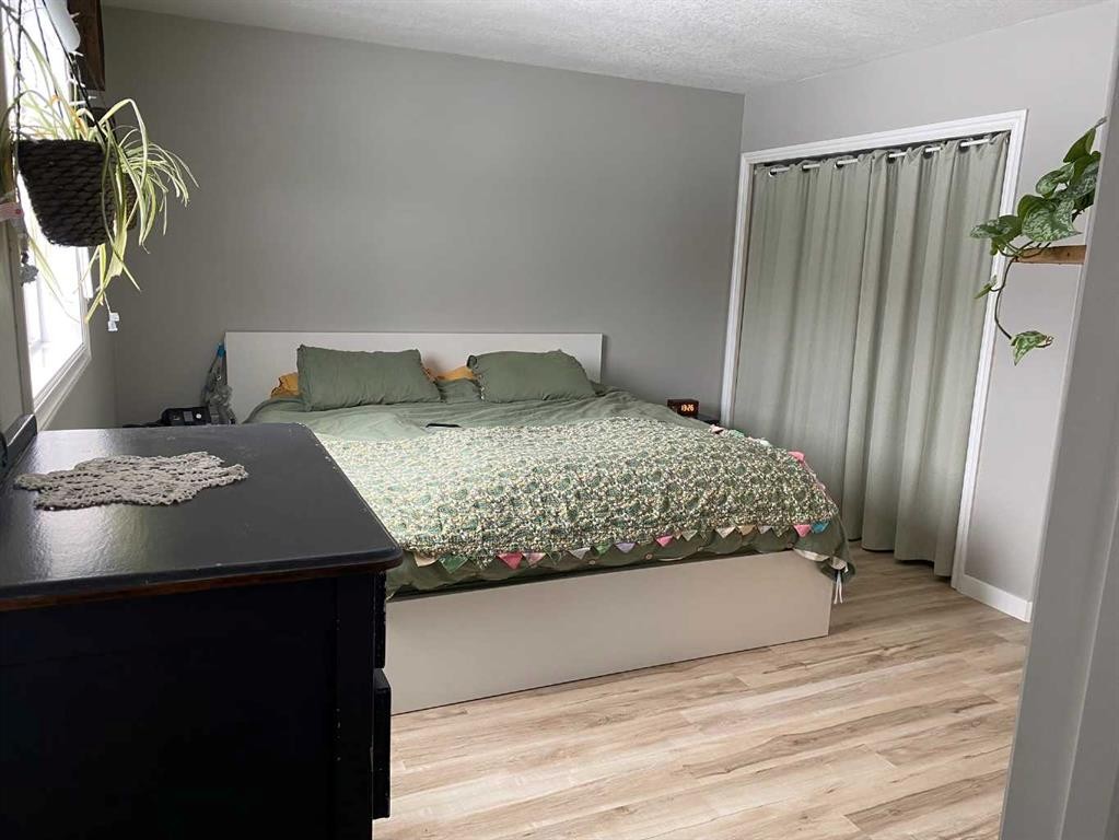 129, 13412 Lakeland Drive Drive, Rural Lac La Biche County, AB - Indoor Photo Showing Bedroom