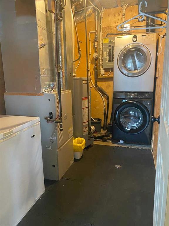 129, 13412 Lakeland Drive Drive, Rural Lac La Biche County, AB - Indoor Photo Showing Laundry Room