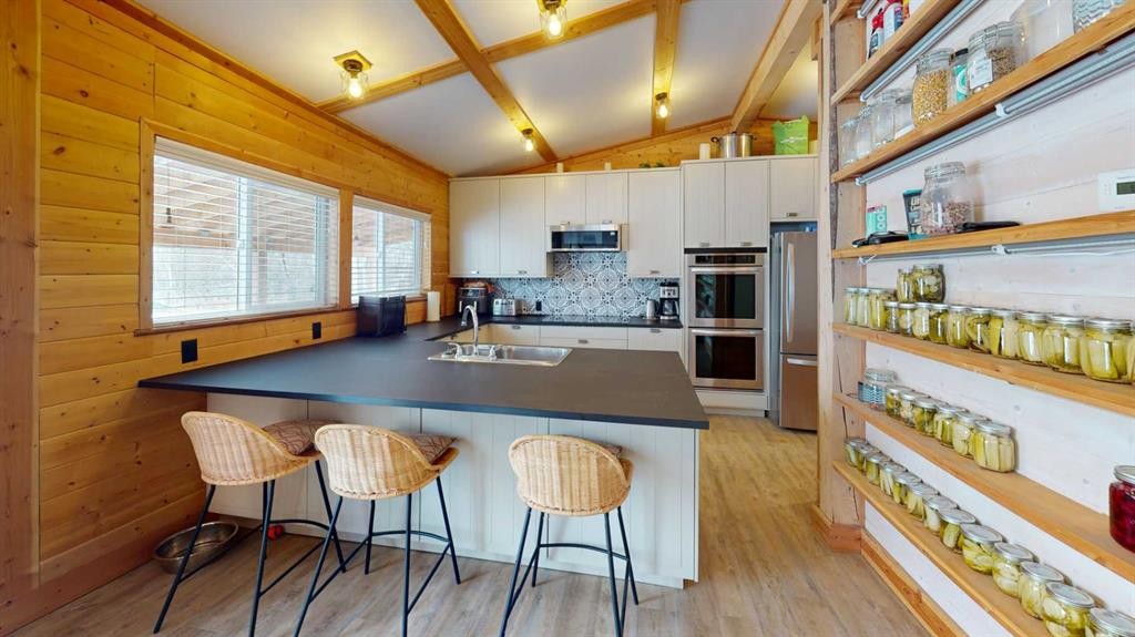 163033 Twp Rd 714, Wandering River, AB - Indoor Photo Showing Kitchen