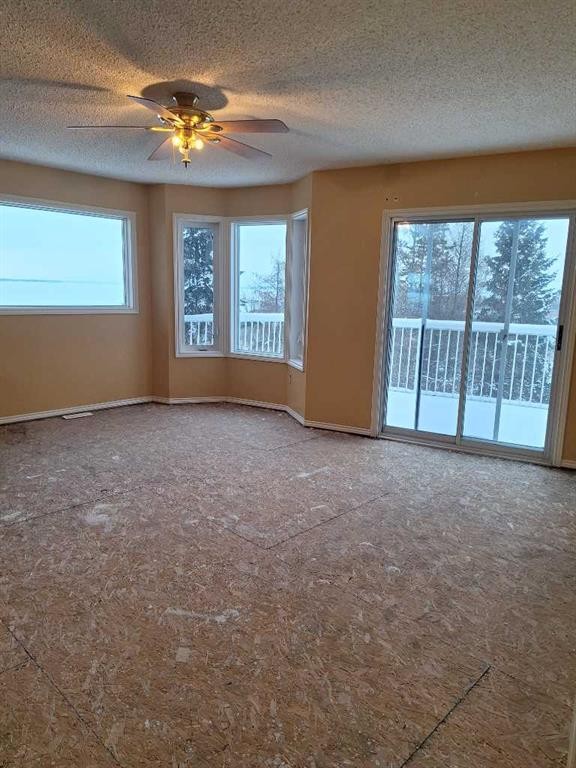 79 Lakeview Crescent, Lac La Biche, AB - Indoor Photo Showing Other Room