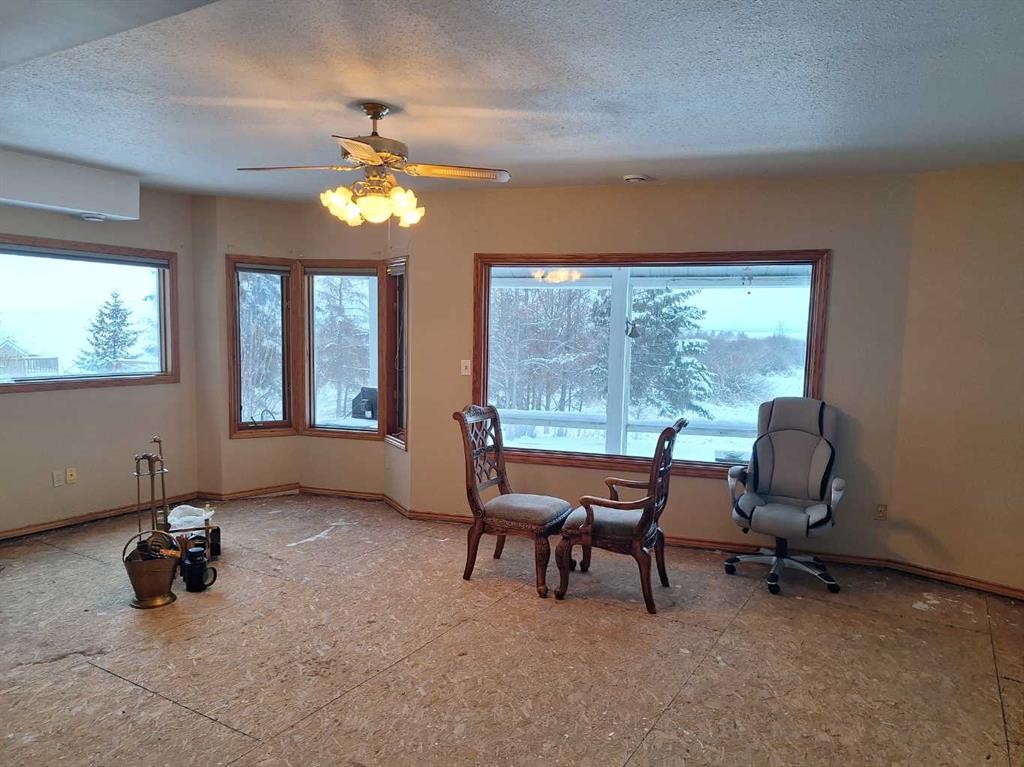 79 Lakeview Crescent, Lac La Biche, AB - Indoor Photo Showing Office