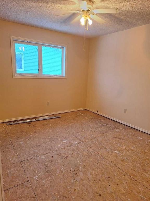 79 Lakeview Crescent, Lac La Biche, AB - Indoor Photo Showing Other Room