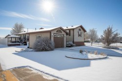 217 Mitchell Drive Fort Mcmurray, AB T9K 2N1