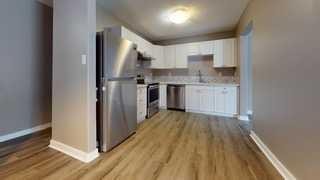 36-100 St. Laurent Way, Fort Mcmurray, AB - Indoor Photo Showing Kitchen