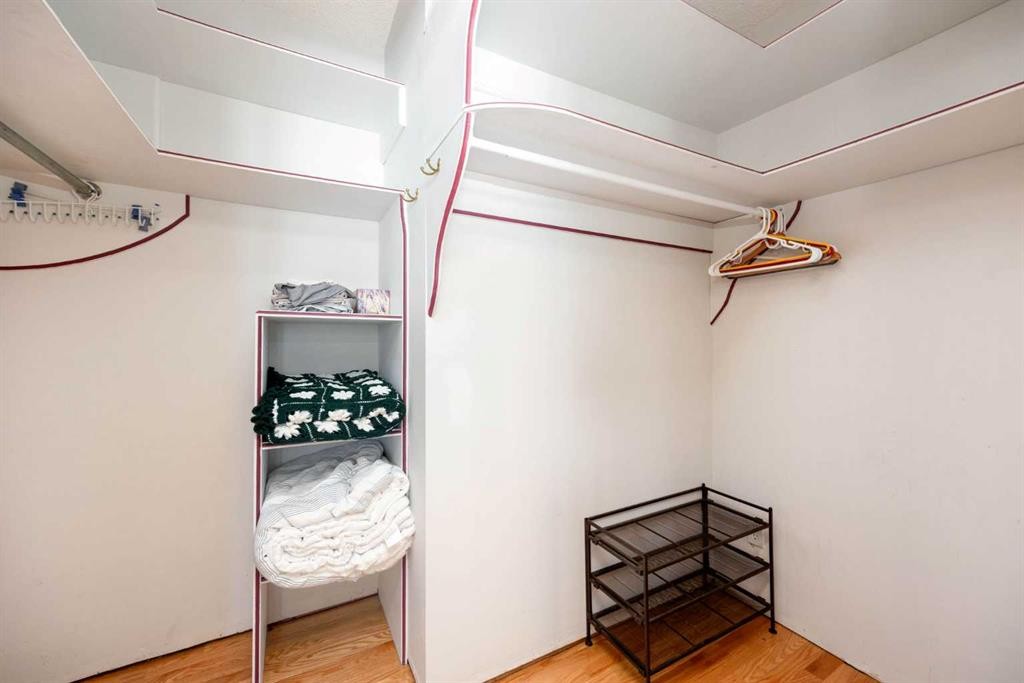 51 Fitzgerald Avenue, Fort Mcmurray, AB - Indoor