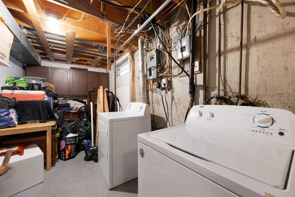 51 Fitzgerald Avenue, Fort Mcmurray, AB - Indoor Photo Showing Laundry Room