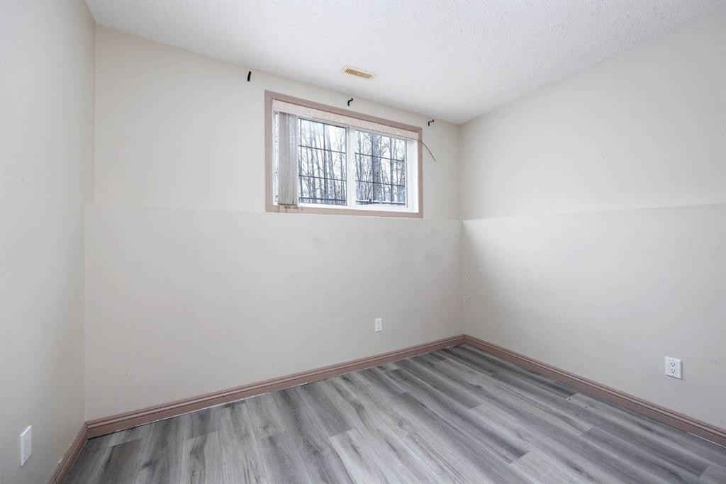 153 Leitner Gate, Fort Mcmurray, AB - Indoor Photo Showing Other Room