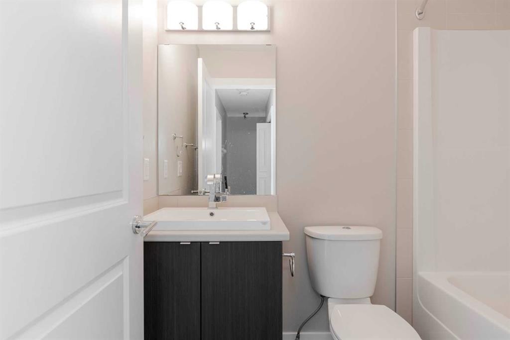 44-141 Fontaine Crescent, Fort Mcmurray, AB - Indoor Photo Showing Bathroom