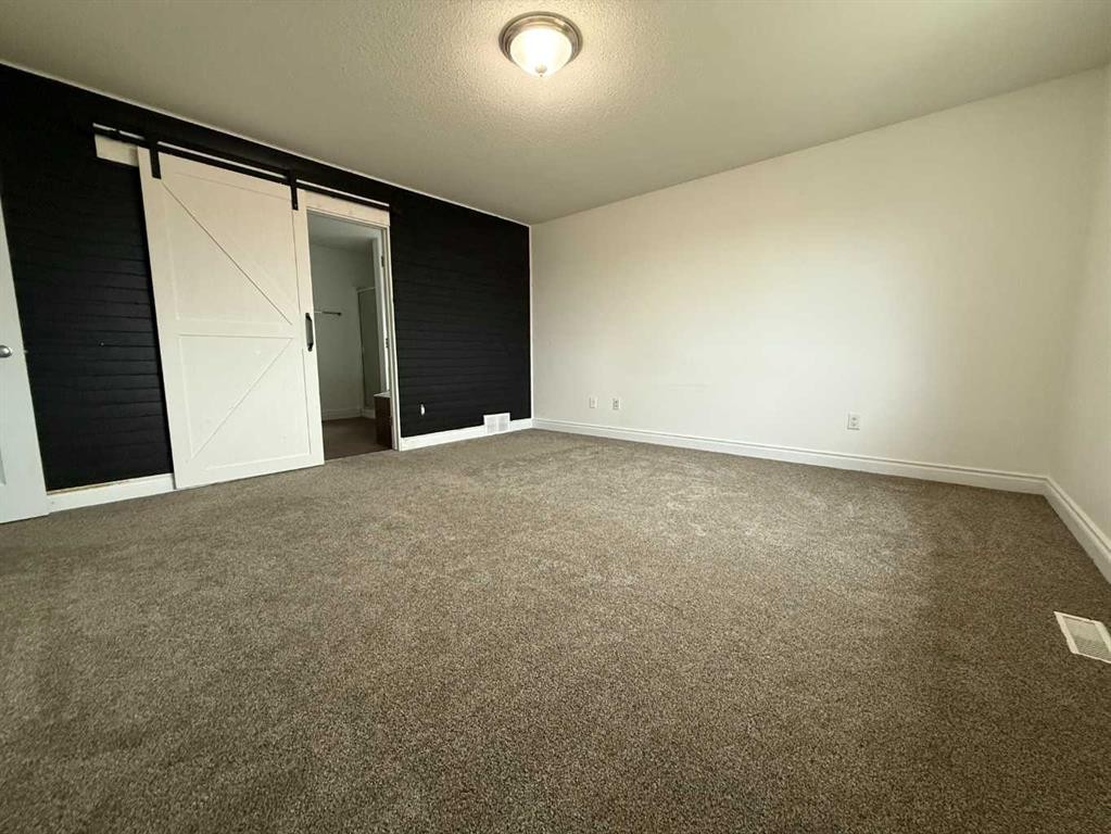 209 Walnut Crescent, Fort Mcmurray, AB - Indoor Photo Showing Other Room