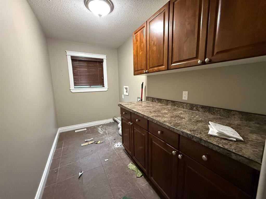 209 Walnut Crescent, Fort Mcmurray, AB - Indoor