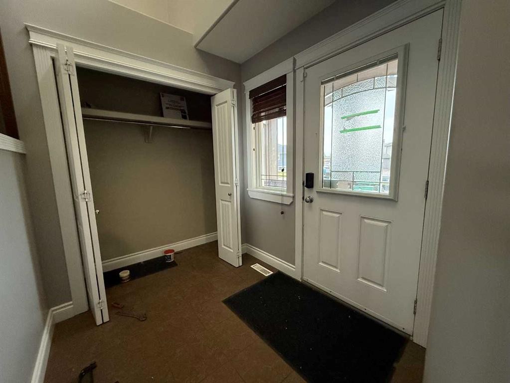 209 Walnut Crescent, Fort Mcmurray, AB - Indoor Photo Showing Other Room