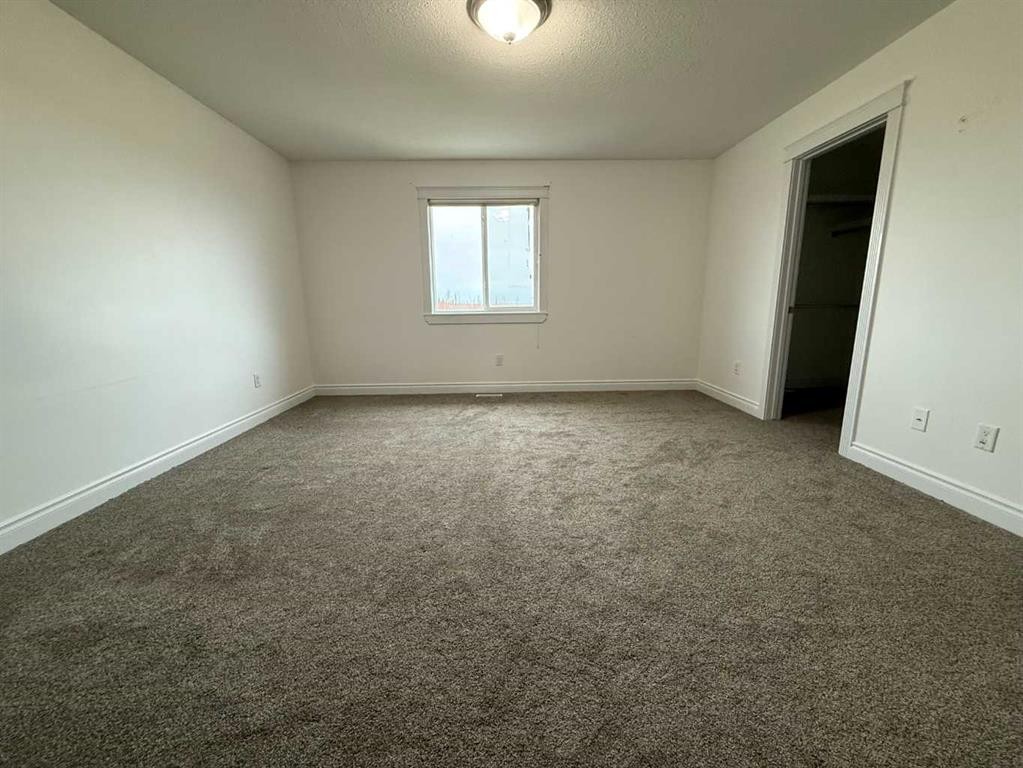 209 Walnut Crescent, Fort Mcmurray, AB - Indoor Photo Showing Other Room