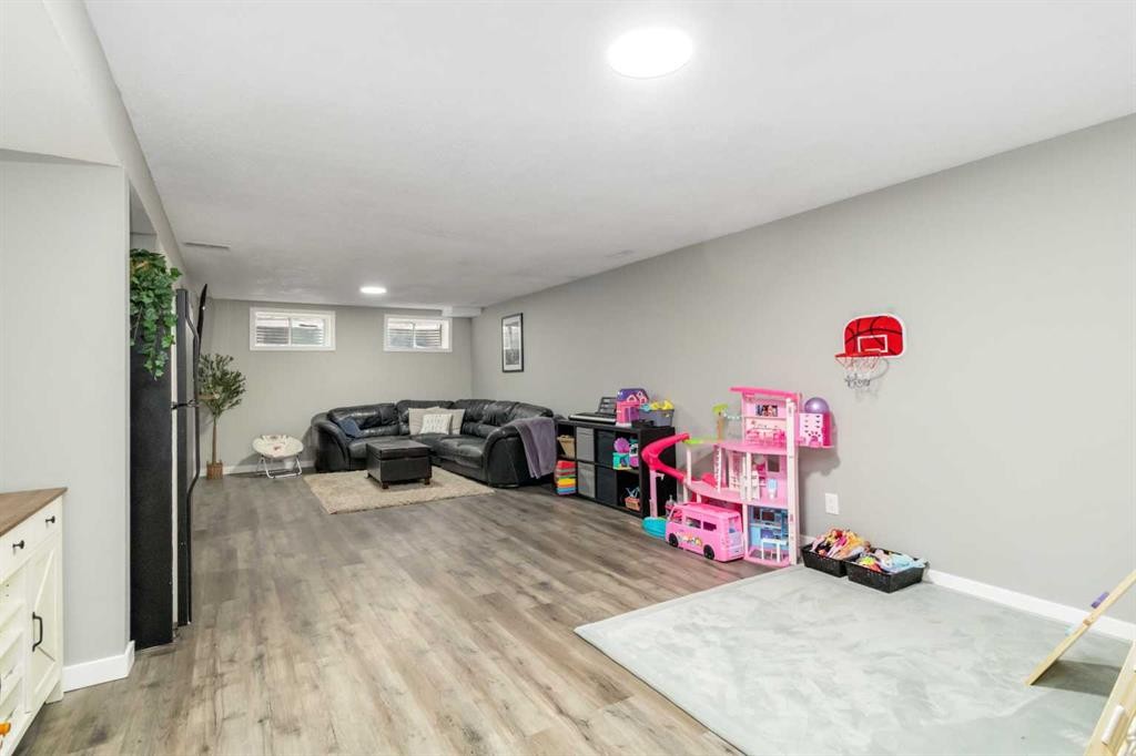 247 Cornwall Drive, Fort Mcmurray, AB - Indoor